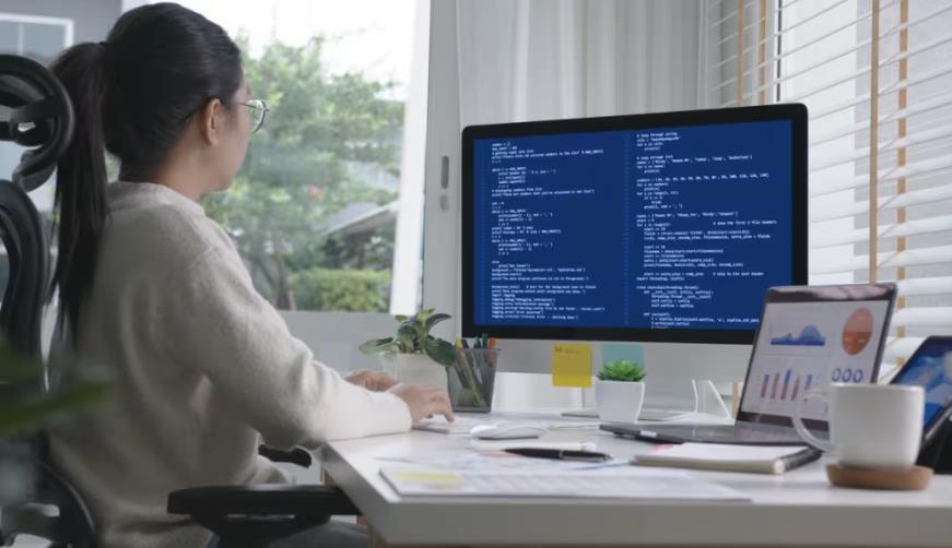 北湖区企业数字化解决方案:机器学习赋能商业模式升级的核心路径